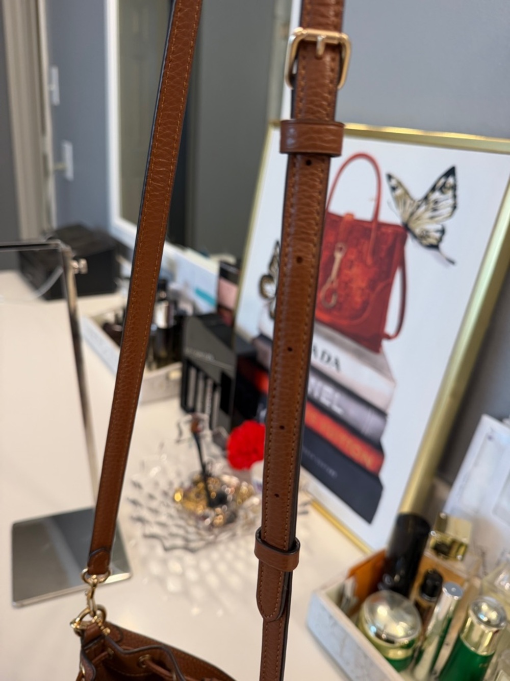 Coach Signature Rainbow Stripe
Bucket Bag | Jacquard Canvas & Leather - Picture 11 of 11